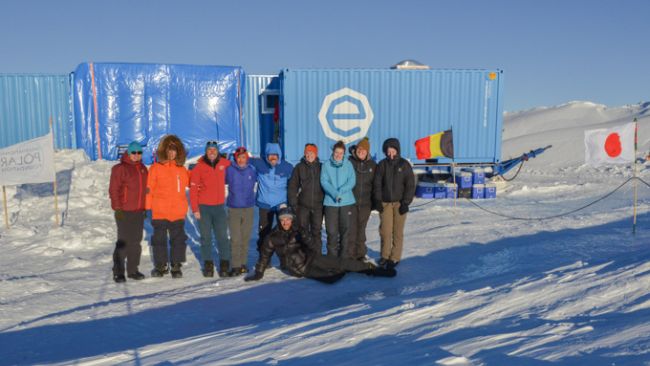 The Samba team: Takashi Mikouchi, Akira Yamaguchi, Christophe Berclaz, Yukihisa Akada, Naoya Imae, Vinciane Debaille, Nadia Van Roosbroek, Wendy Debouge, Geneviève Hublet, and Harry Zekollari (front) - © International Polar Foundation