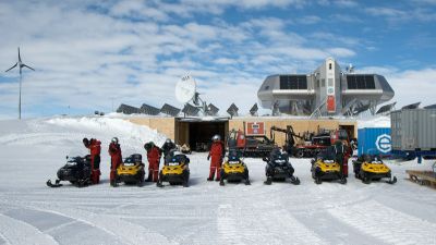 The BELISSIMA team on its way - © International Polar Foundation - RenĂ© Robert