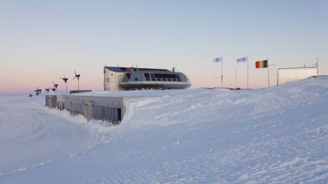 Princess Elisabeth Antarctica a few days after the season begins - © International Polar Foundation