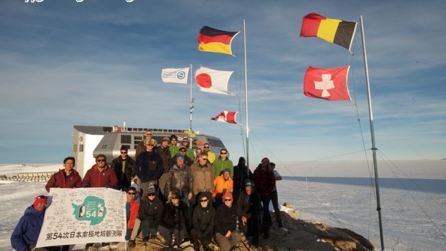 The Team at Princess Elisabeth Antarctica, New Year's Day 2013 - © International Polar Foundation