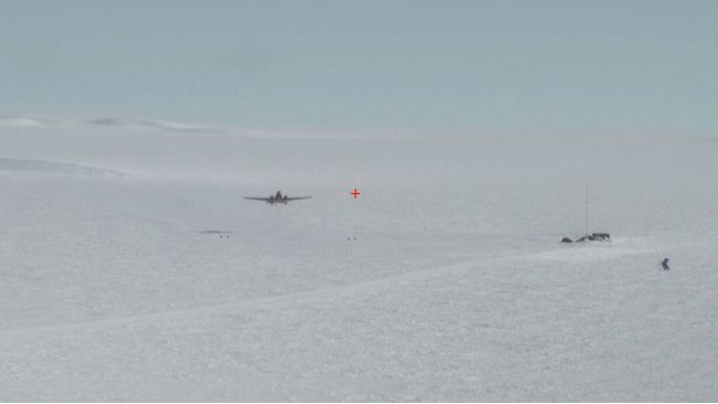 Our plane taking off from Utsteinen - © International Polar Foundation