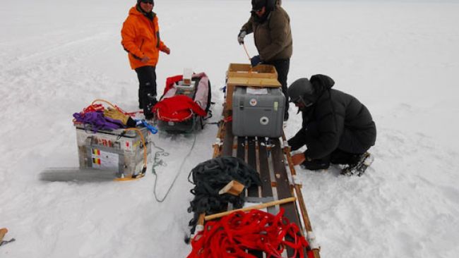 Matsuoka Kenichi ULB- BELLISIMA , Bryn Hubbard, Denis Samyn - © International Polar Foundation