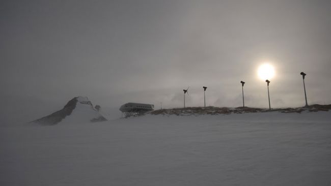 White Christmas - © International Polar Foundation