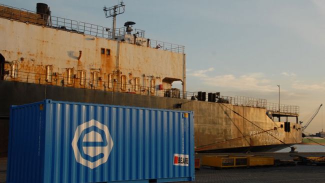 Ivan Papanin and Princess Elisabeth Container - © International Polar Foundation