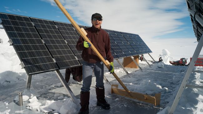 jacques_touchette_2_or - © International Polar Foundation/ René Robert