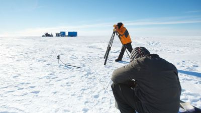 Jean Rasson taking measurements of Earth's geomagnetic field on the site of the former Roi Baudouin station at the coast. - © Jean Rasson