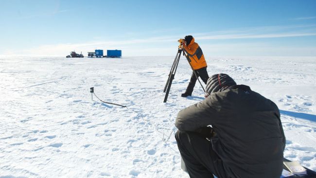 Jean Rasson taking measurements of Earth's geomagnetic field on the site of the former Roi Baudouin station at the coast. - © Jean Rasson