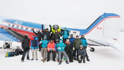 The last teams of scientists for the 2021-22 season leave PEA - © International Polar Foundation