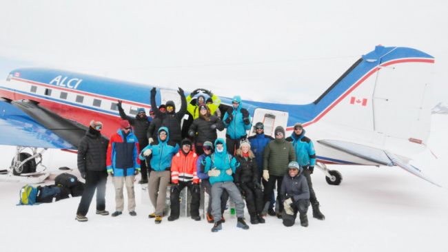 The last teams of scientists for the 2021-22 season leave PEA  - © International Polar Foundation