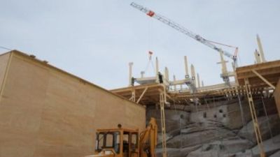 Floor In - Copyright: International Polar Foundation - © International Polar Foundation