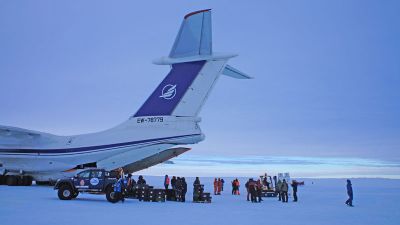 Arrival of the Team members in Novo - © Jan Schrijvers