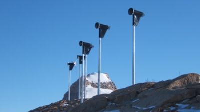 Wind turbines - © International Polar Foundation