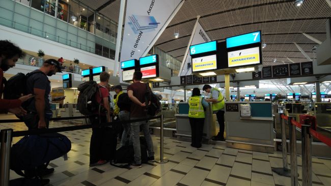 The first teams of scientists of the 2019-2020 season checking in at Cape Town International Airport for the first intercontinental flight to Perseus Airstrip, located just 60 km from the Princess Elisabeth Station! - © International Polar Foundation