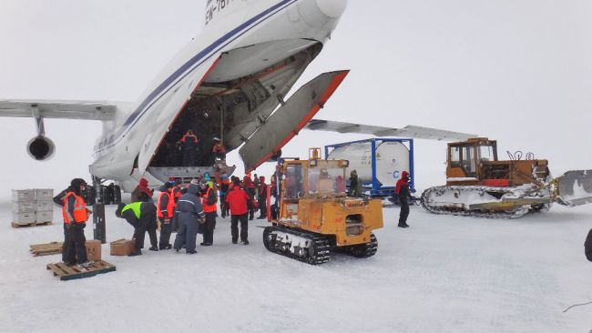 Finally at Novolazarevskaya Station (Novo)! As you can see, the weather is still not very nice but, at least, we could get here after one week of delay caused by very poor weather conditions. - © International Polar Foundation