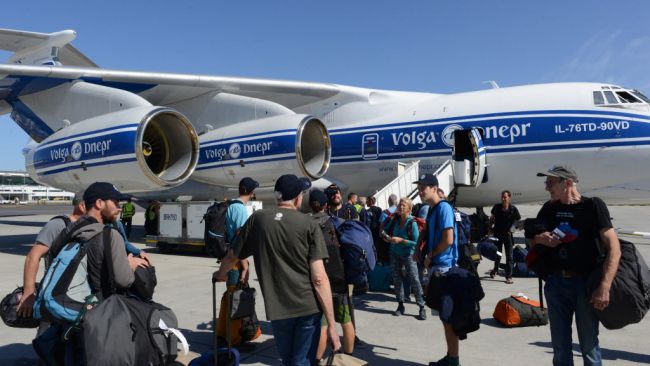 Departure from Cape Town in the Russian Illushyn 76 cargo plane. In less than six hours, we will be 6,400 km south of Cape Town in Antarctica! Temperature at our destination is - 25°C with a windchill of -35°C! - © International Polar Foundation 