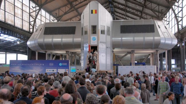 Pre-assembly of Princess Elisabeth Antarctica at Tour & Taxis, Brussels, in September 2007. More than 30,000 people came to see the station in just three days. - © International Polar Foundation