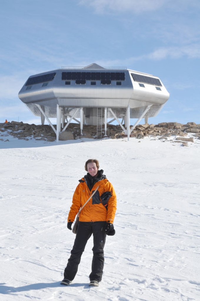 Annick Van Overstraeten - International Polar Foundation