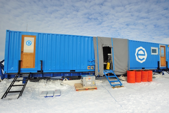 The accommodation container and the kitchen container are now connected!
 - International Polar Foundation