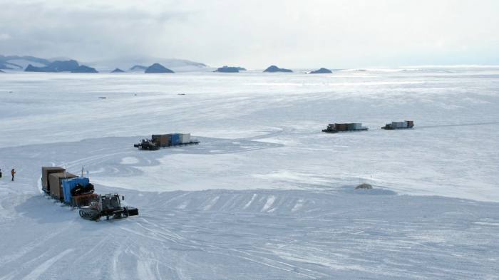 Coming back at the station with the remaining containers. Some of them contain the new batteries for the station. - International Polar Foundation