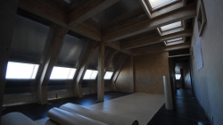 Linoleum flooring - International Polar Foundation / René Robert