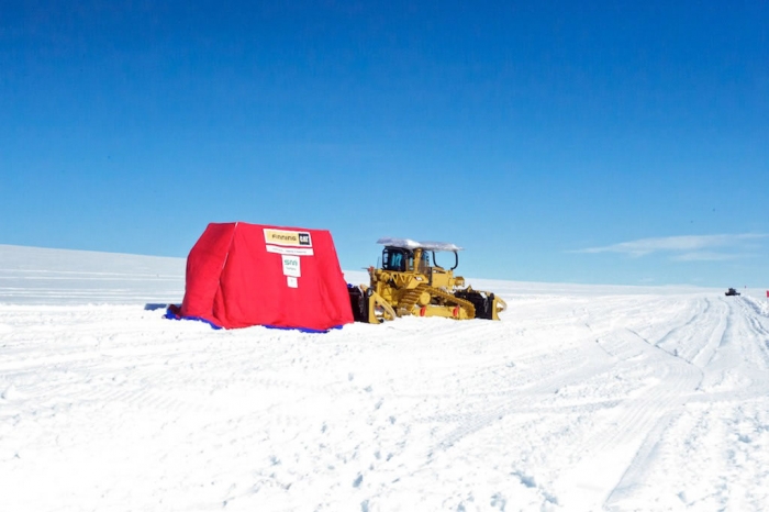 A demo of one of the special tents conceived to heat the tractors and allow its engine to start, despite very cold temperatures. - International Polar Foundation