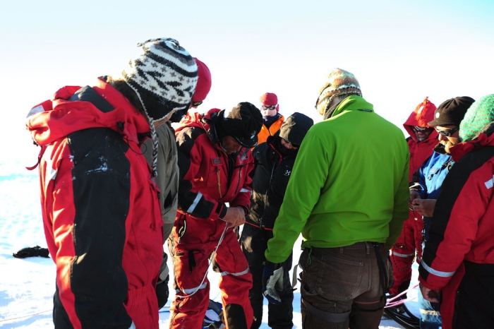 Learning how to improvise a harness - International Polar Foundation