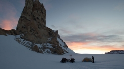The base camp of the team at the bottom of Tarnet Peak - René Robert / IPF