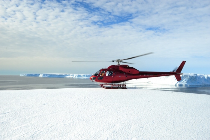 Landing on an iceberg. - International Polar Foundation