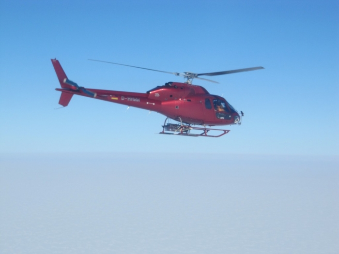 The red helicopter is a double turbine A355. It will only take it one and a half hours to get back to the station from the coast.
 - IPF