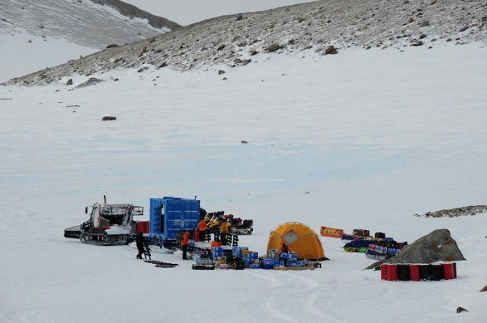 When scientists have completed with their research, we pack everything up and go back to the station. - International Polar Foundation