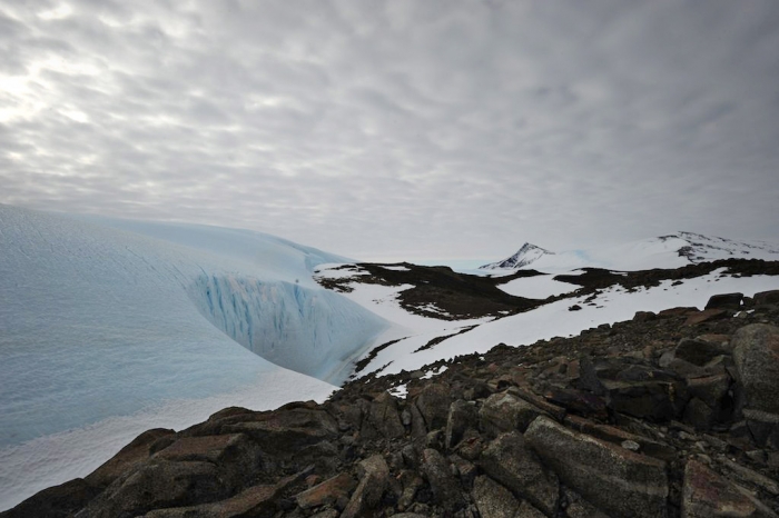 For the seismometer to collect good data, we need to put it on solid, flat rock. Not an easy thing to find around here. - International Polar Foundation
