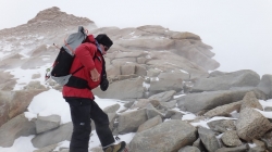 Dr Jacques Richon and Alain Hubert were on their way back from Utsteinen Nunatak when the wind started picking up - International Polar Foundation