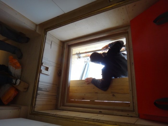 One of the German scientists testing one of the emergency exits of the Princess Elisabeth Station
 - IPF