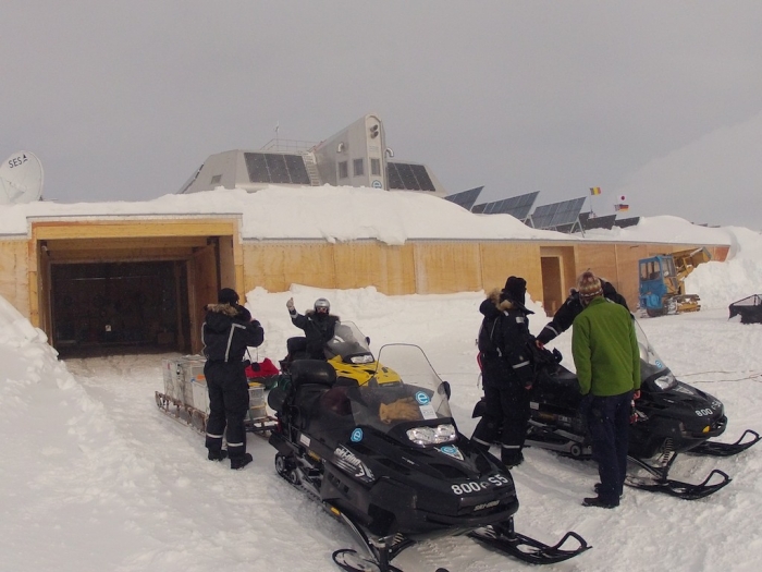 The ski-doos are taken out to mark out the roads for the upcoming expeditions - International Polar Foundation