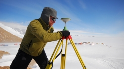 IceCon: Constraining Ice Mass Change in Antarctica - International Polar Foundation